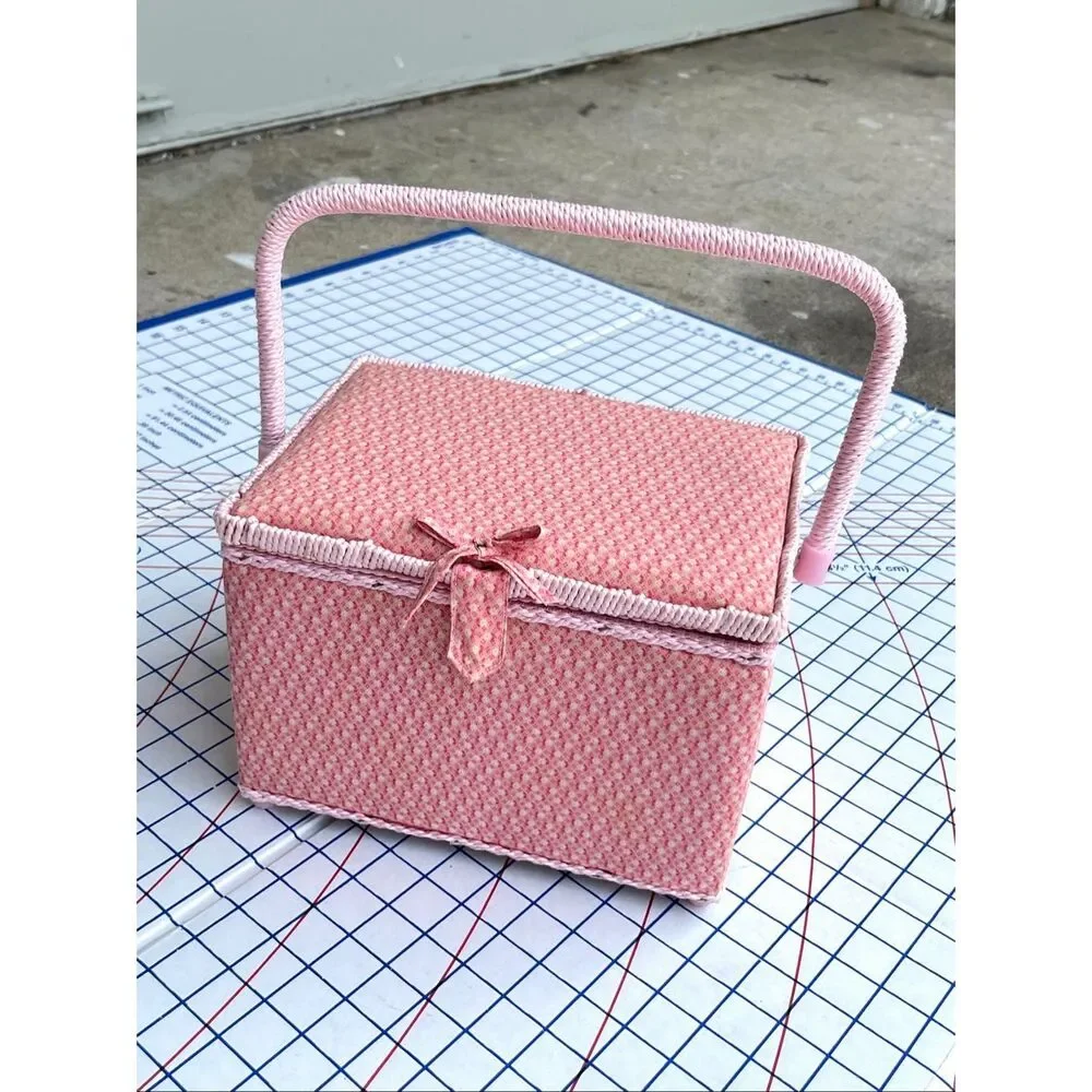 $$ VTG Pink Floral Sewing Basket Box Filled Sewing Kit Wood Base Cottagecore
